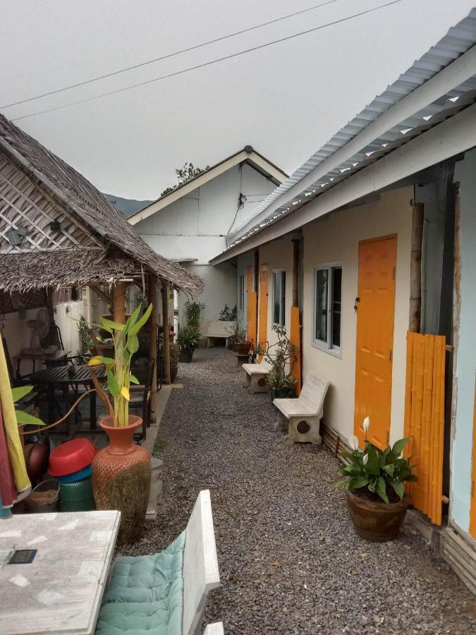 Travellers Rest Hotel Koh Chang Exterior photo